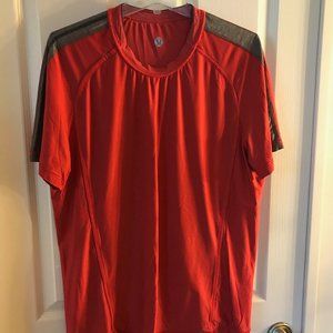 Men's Lululemon SS Tshirt L